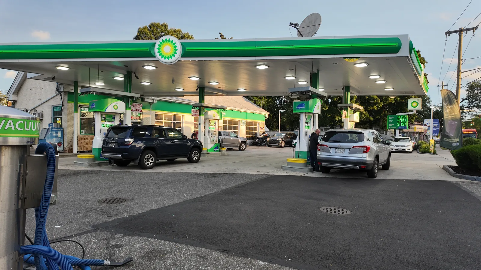 Police investigate outside a BP gas station on Grand Avenue in South Hempstead
